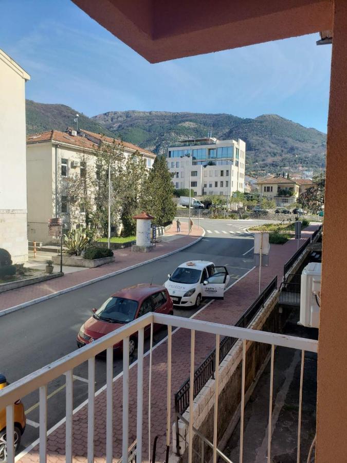 טיווט Apartment Bina מראה חיצוני תמונה